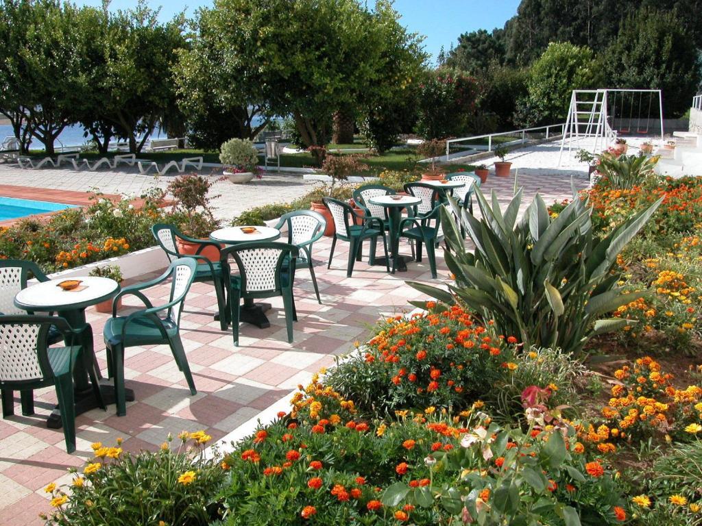 Hotel Touris Ardia Bagian luar foto